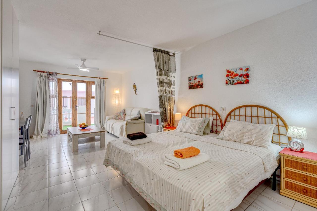 Studia Port Royale Apartment Arona  Ngoại thất bức ảnh